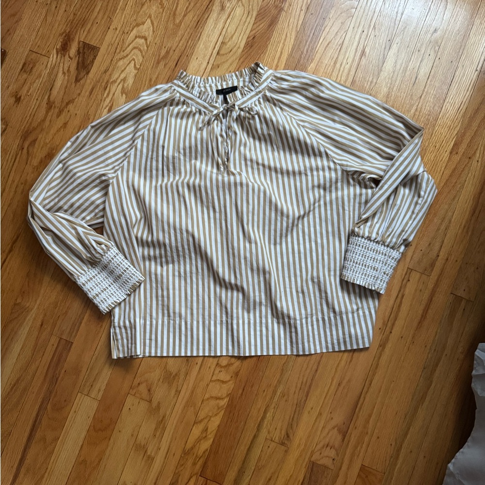 Ladies xxl long sleeve top. Beige and white stripes.